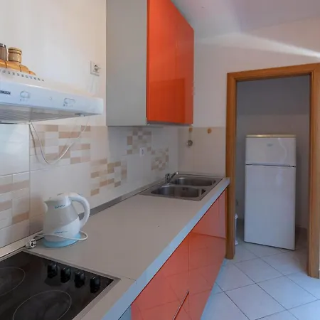 Two-bedroom In Ploce *