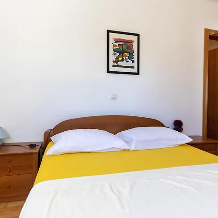 Two-bedroom In Ploce * Klek