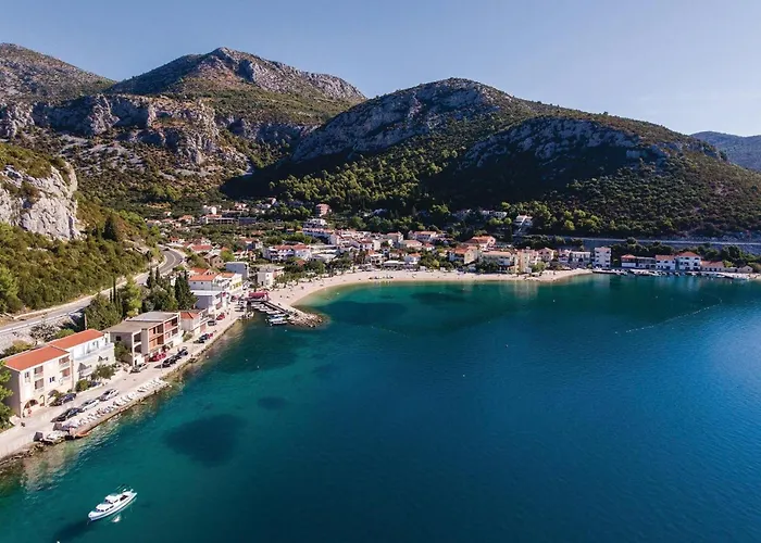 Two-bedroom In Ploce Lejlighed Klek