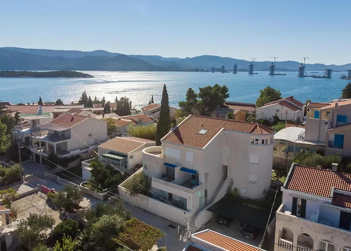 Lejlighed Two-bedroom In Ploce *